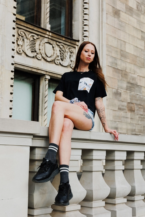 LOANI_podkoszulek_charty