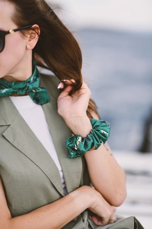 loani_apaszka_zielen_scrunchie