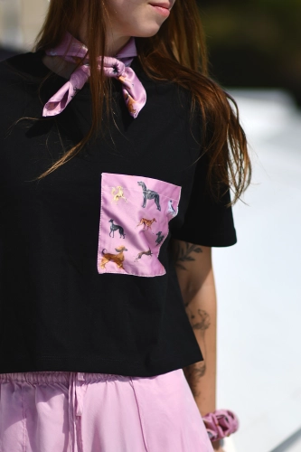 loani_apaszka_rozowa_charty